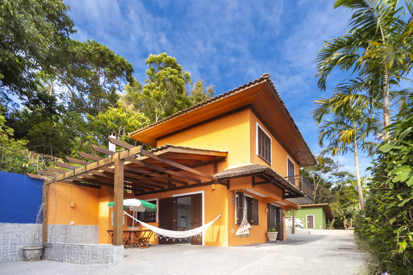 Bungalow 1 Quarto Térreo - PNE - Dubai Bungalows Bombinhas Ltda